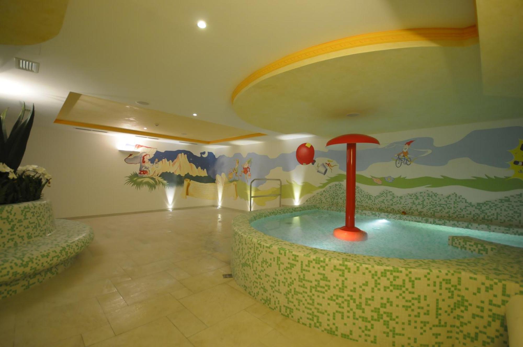 Sporting Hotel Passo del Tonale Ngoại thất bức ảnh