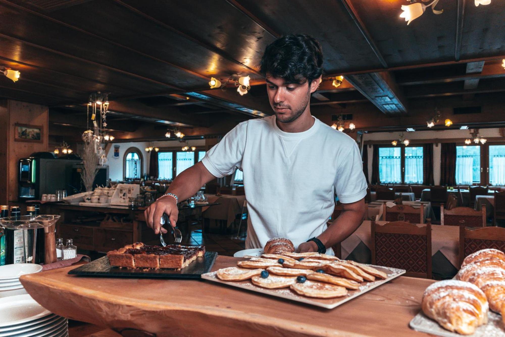 Sporting Hotel Passo del Tonale Ngoại thất bức ảnh